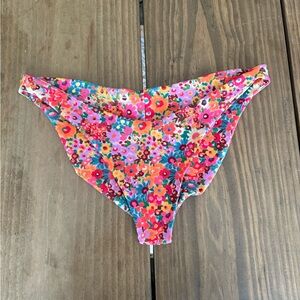 Skatie Floral Bikini Bottom size L - Mulholland print